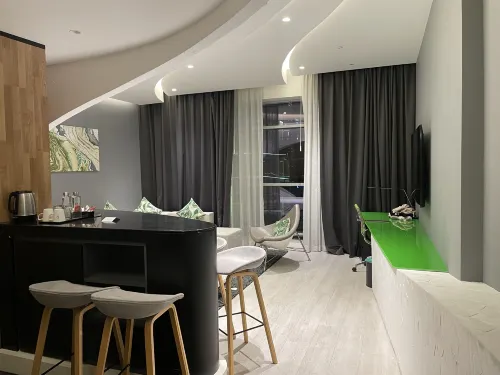 Al Khoory Sky Garden Hotel Photos
