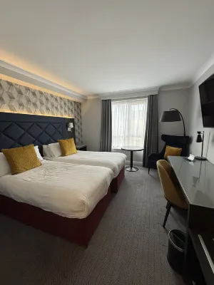 Camden Court Hotel Rooms Photos