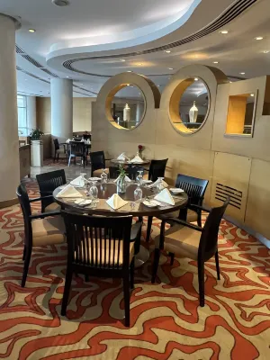 Le Meridien Cairo Airport Dining Photos