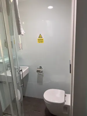 easyHotel Liverpool Rooms Photos