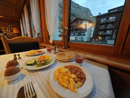 Hotel Walliserhof Zermatt Dining Photos