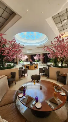 Sheraton Oman Hotel Restauration Photos
