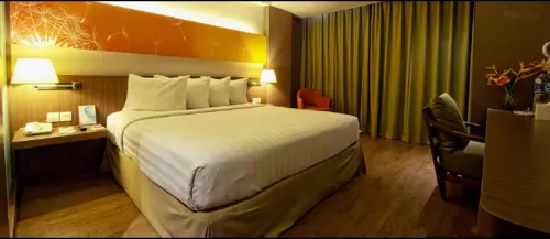 Soll Marina Hotel Serpong Kamar Photos