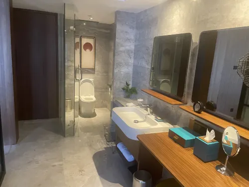 the Lotus Hotel Kamar Photos