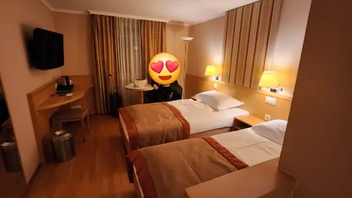 Austria Trend Hotel Ananas Rooms Photos