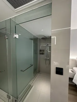 Maison Hotel Bangkok Kamar Photos