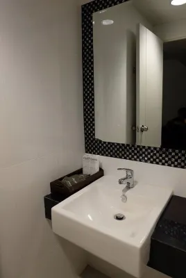 Leevana Hotel Camere Photos