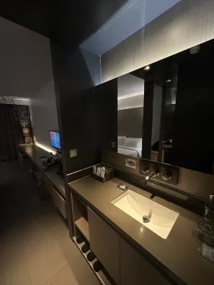 The Yama Hotel Phuket Kamar Photos