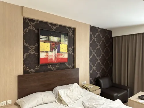 Avissa Suites Kamar Photos