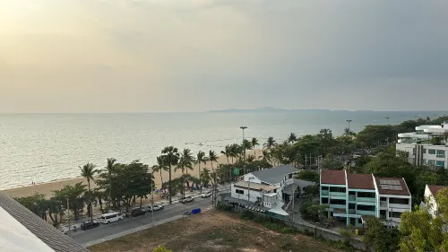 Royal Heritage Pavilion, Jomtien Photos