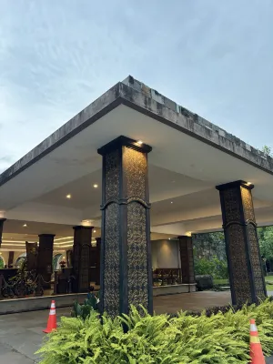 The Westlake Resort Jogja Area Publik Photos