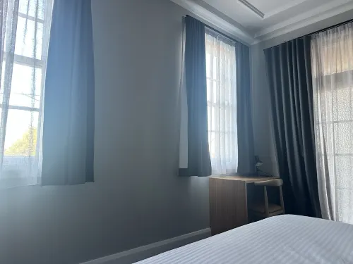 Penshurst Hotel Rooms Photos