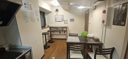 Green Guesthouse Public Areas Photos