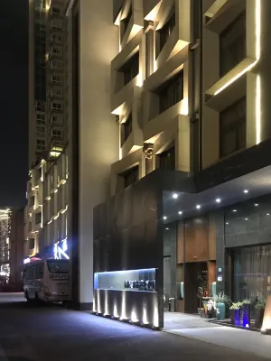 PFKBoutiqueHotel (Xianju Yangmei Huashang Tiancheng Wuyue Plaza) Exterior Photos