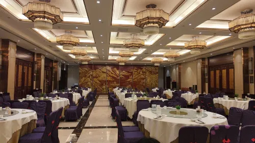 Chong Ning Castle Hotel Dining Photos