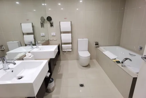 Hilton Lake Taupo Rooms Photos