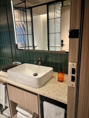 Orange Hotel Kamar Photos