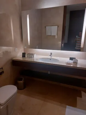 City Garden Grand Hotel Kamar Photos
