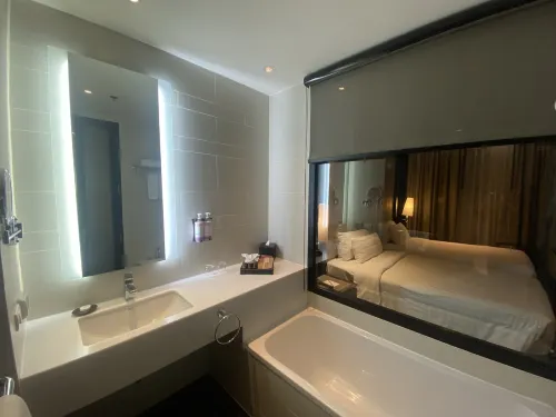 Mövenpick Hotel Sukhumvit 15 Bangkok Kamar Photos