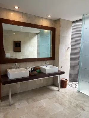 Abi Bali Resort and Villa Chambres Photos