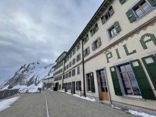 Hotel Pilatus-Kulm Außen Photos