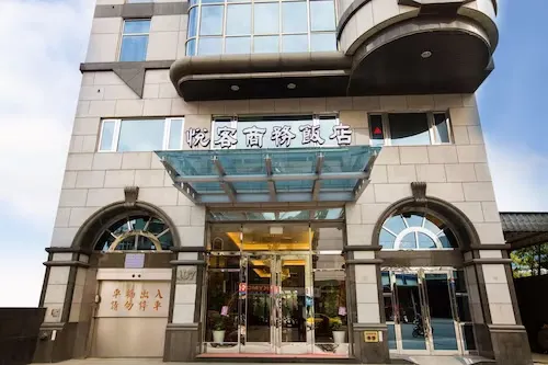 Golden Hotel Exterior Photos