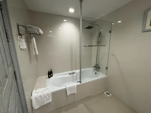Royal Suite Hotel Bangkok Zimmer Photos
