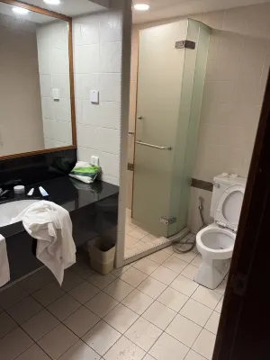 Kingwood Hotel Sibu Kamar Photos