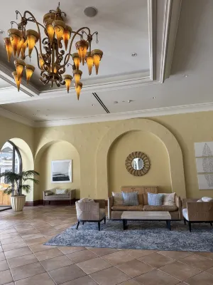 Hyatt Regency Huntington Beach Resort and Spa Public Areas Photos