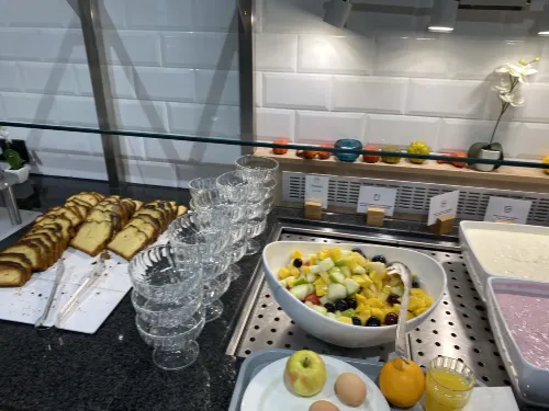 Holiday Inn Express Frankfurt Messe Ristorazione Photos