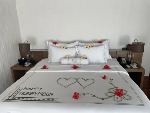 Hideaway Beach Resort & Spa Kamar Photos