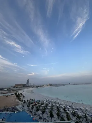 فندق هامبتون باي هيلتون جزيرة المرجان بالقرب من الفندق Photos