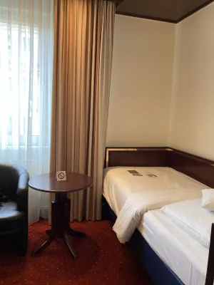 Best Western Hotel Zur Post Camere Photos