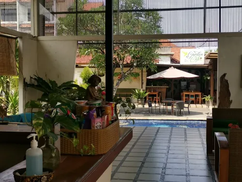 Bali Breezz Hotel Öffentliche Flächen Photos