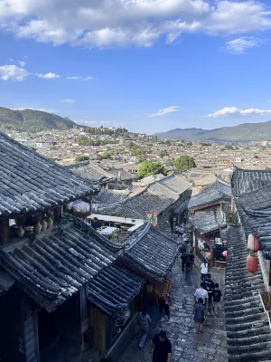 Yihe QIshe Inn (Lijiang Dashuiche Shop) Общественные зоны Photos