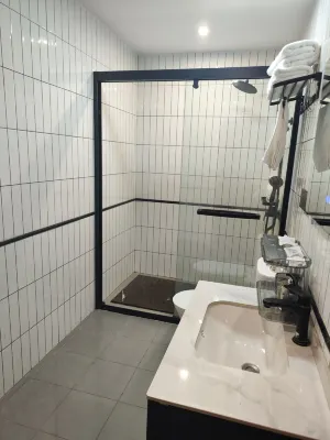 FF Hotel (Chongqing Jiefangbei Bayi Road Branch) Kamar Photos