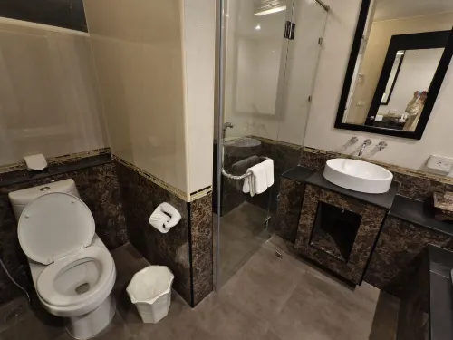 Princess Kamala Beachfront Hotel Camere Photos