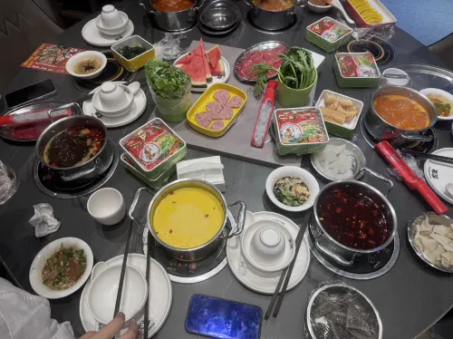 Fuzhou Shelby Hotel Apartments (East Second Ring Taihe Square Zhuyu Subway Station Branch) Dining Photos