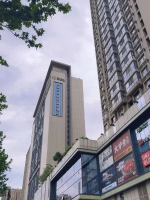 시안 다밍공 Novotel 호텔（룽서우위안지하철역） 호텔 외관 Photos