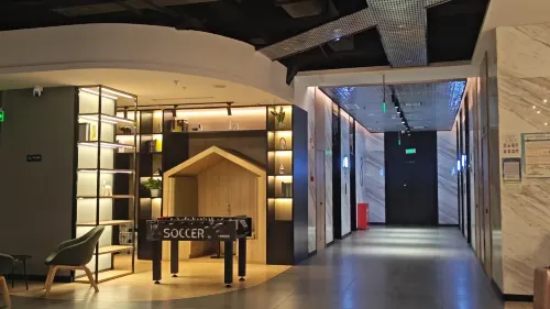 Campanile Hotel Chongqing Jiefangbei pedstrian street and Hongya  cave branch Area Publik Photos