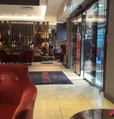 Clayton Hotel Chiswick Public Areas Photos