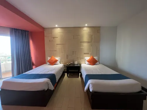 Sea Breeze Jomtien Resort Номера Photos