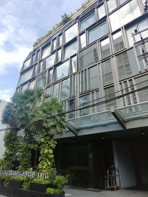 Galleria Sukhumvit 10 Bangkok by Compass Hospitality Esterni Photos