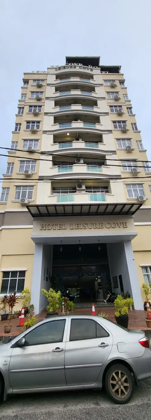 Leisure Cove Hotel and Apartments Extérieur Photos