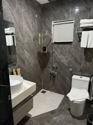 DIAMOND HOTEL BINH DUONG Camere Photos