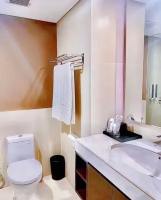 Harper Palembang Kamar Photos