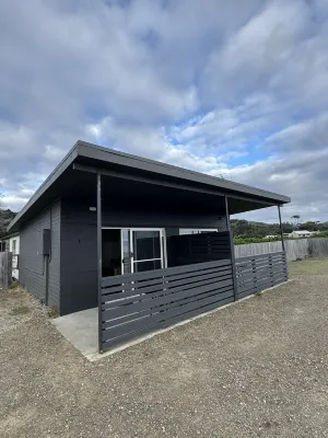 Bruny Island Escapes and Hotel Bruny Photos