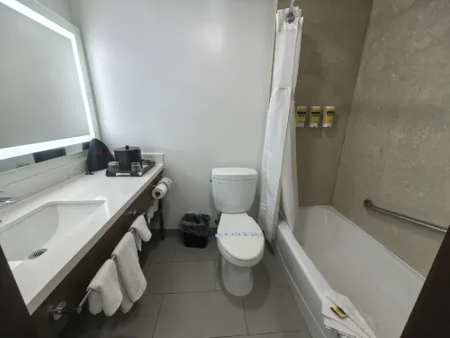 Best Western Plus Newport Mesa Inn Rooms Photos