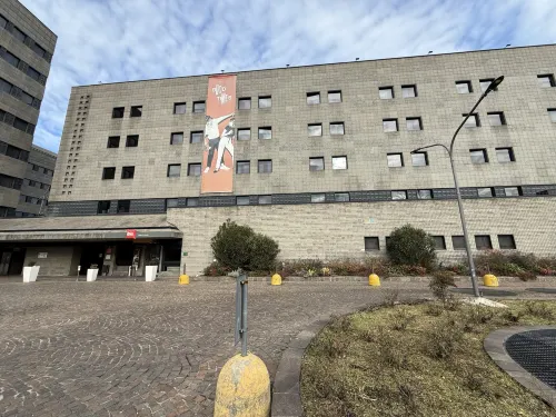 Hotel Ibis Milano Ca' Granda Ngoại thất Photos