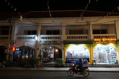 Shadow Angkor Residence Near Hotel Photos